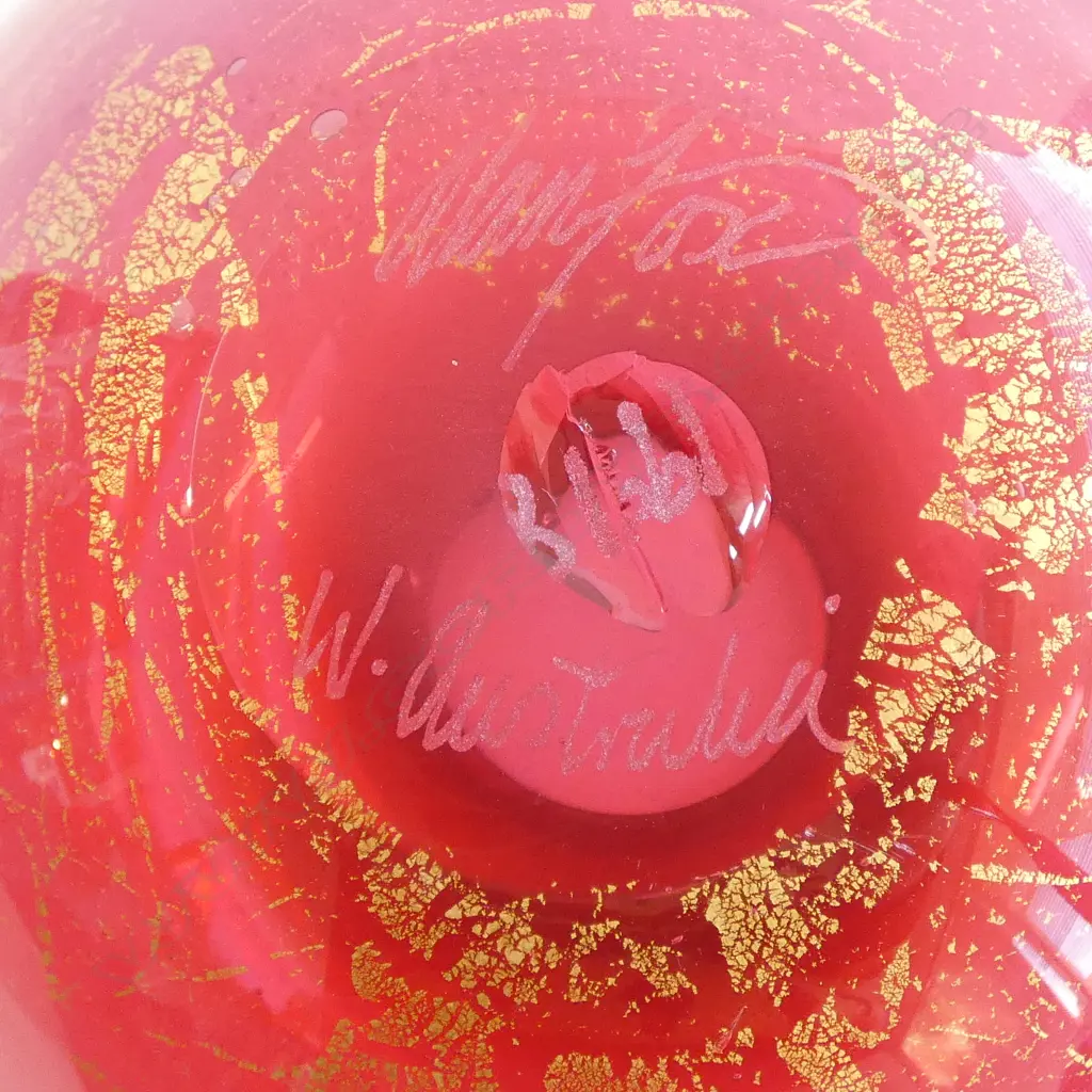 CRANBERRY & GO;D WEST AUSTRALIAN STUDIO GLASS VASE SIGNED ALAN FOX W AUTRALIA H190MM Image 1++