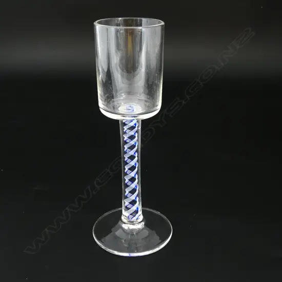 ANTIQUE 2 COLOUR TWIST STEM DRINKING GLASS H.150mm