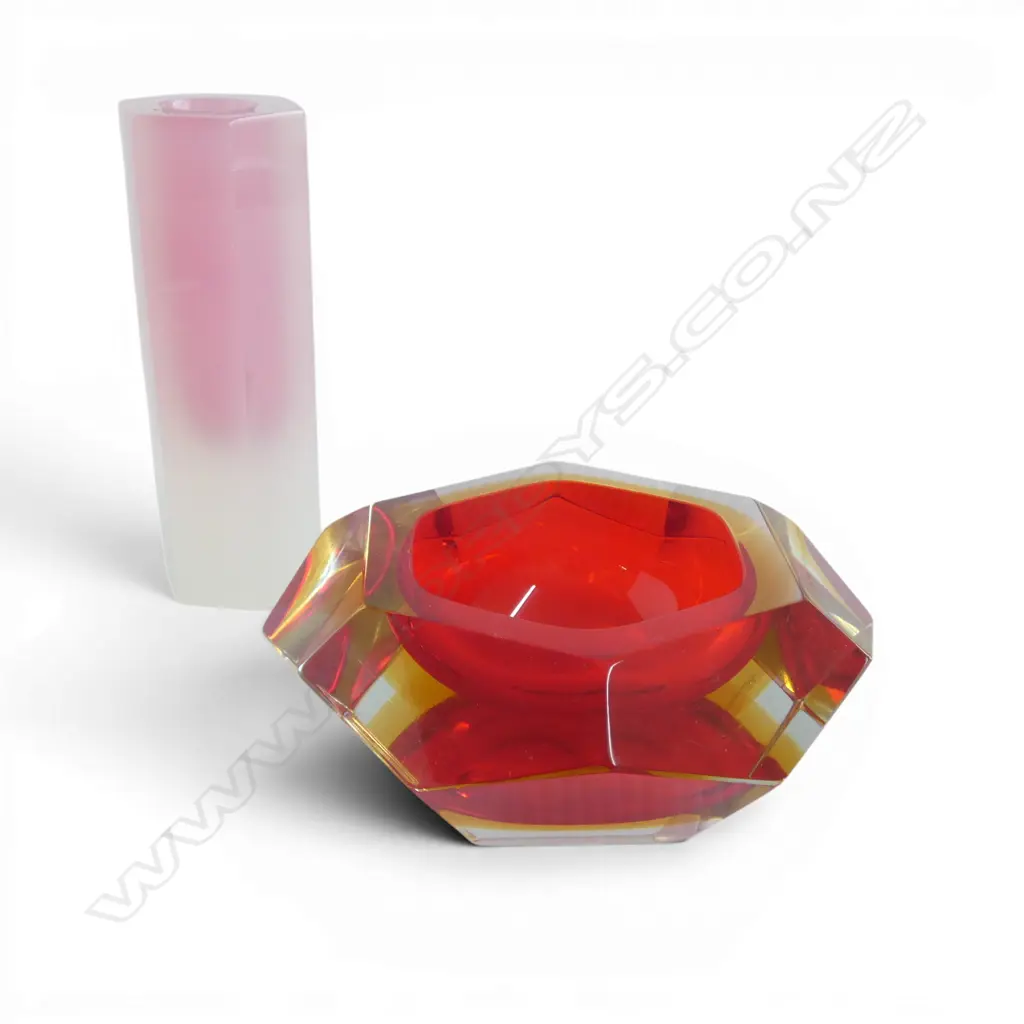 ITALIAN MID CENTURY MURANO PINK GLASS VASE H150MM & MURANO GEOMETRICCUT GLASS BOWL DIA145MM Image 1++