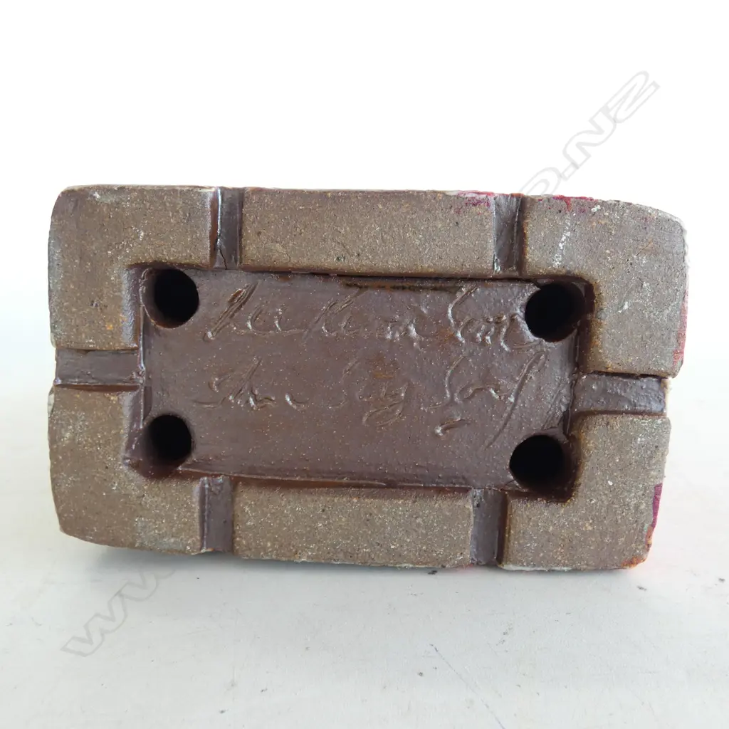 KEUM SUN LEE TERRACOTTA BLOCK w APPLIED BUTTERFLY, H.160mm Image 1++