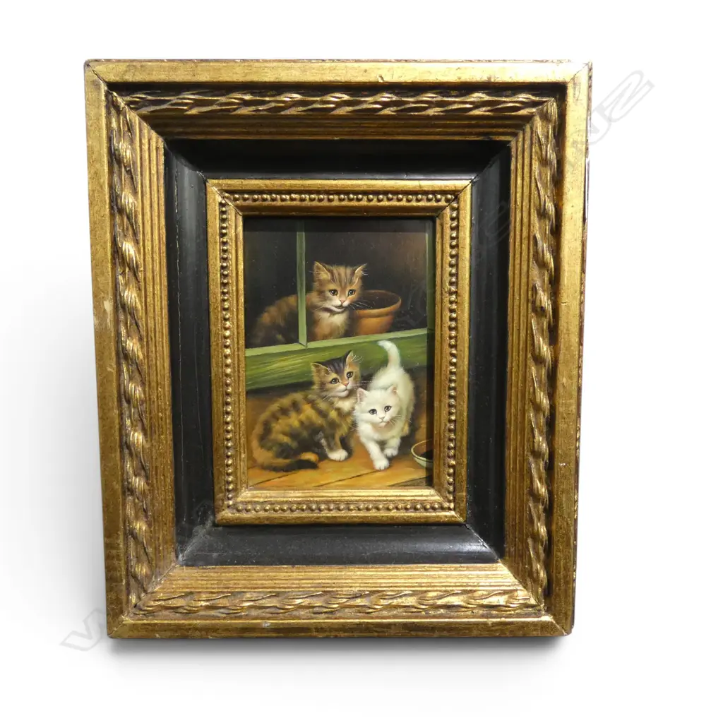 20thC ARTIST UNKNOWN, THREE KITTENS, OIL ON BOARD 160x110mm Image 1++