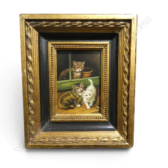 20thC ARTIST UNKNOWN, THREE KITTENS, OIL ON BOARD 160x110mm