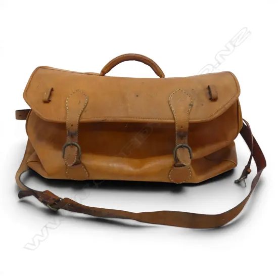 LEATHER WEEKENDER BAG W.560mm