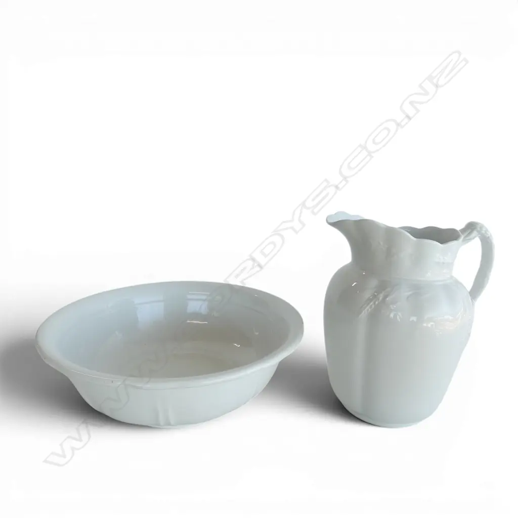 ANTIQUE JOHNSON BROS JUG & BASIN SET 295MM HIGH JUG 380 MM DIA BOWL  Image 1++