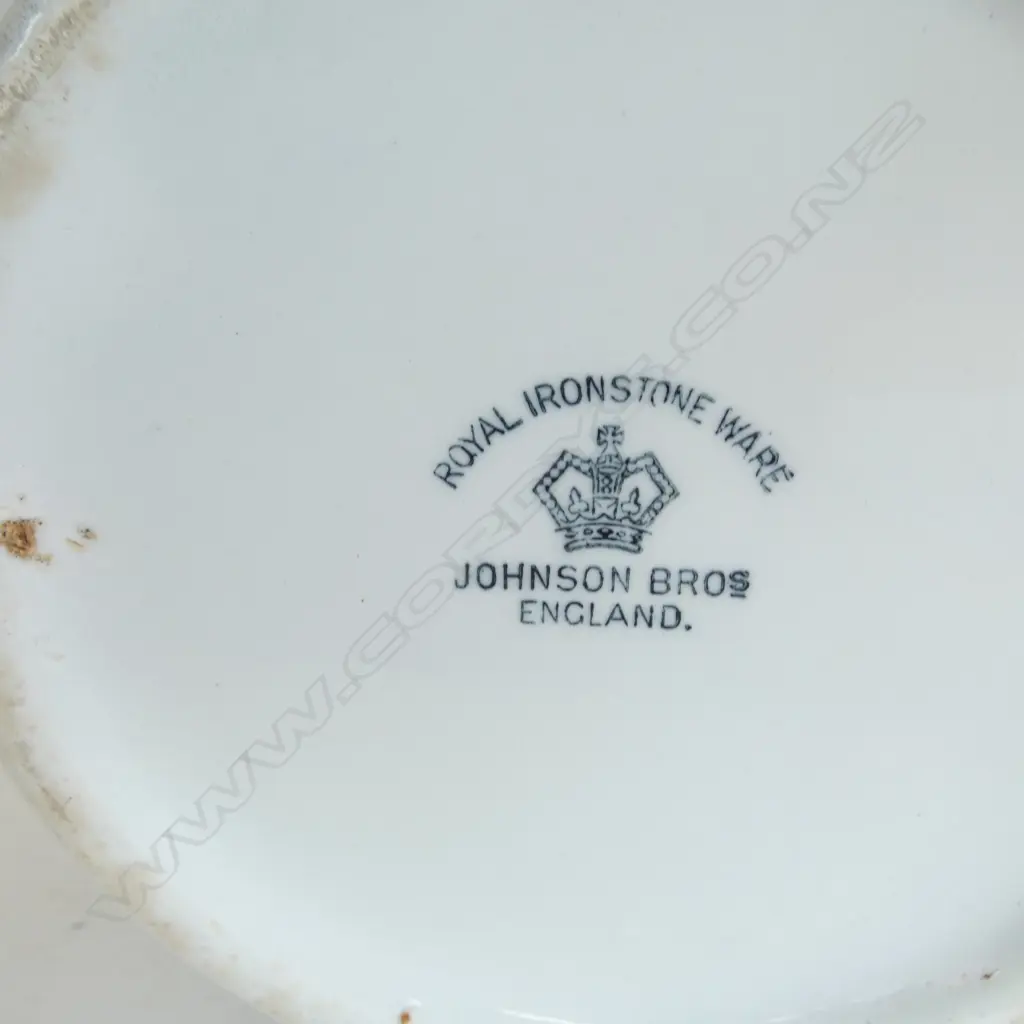 ANTIQUE JOHNSON BROS JUG & BASIN SET 295MM HIGH JUG 380 MM DIA BOWL  Image 1++