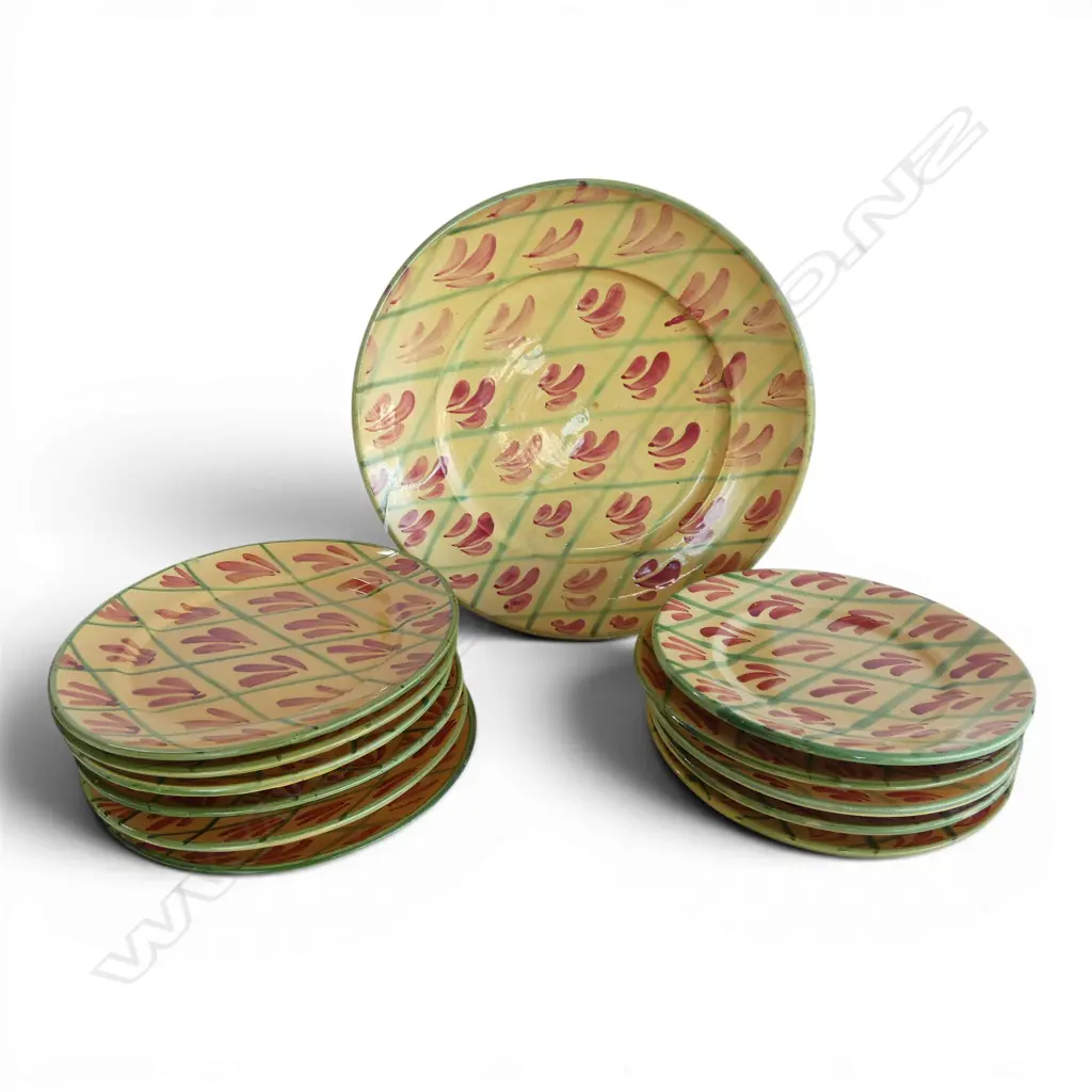 11 ITALIAN 'LAMAS' PLATES + PLATTER Dia.365mm Image 1++