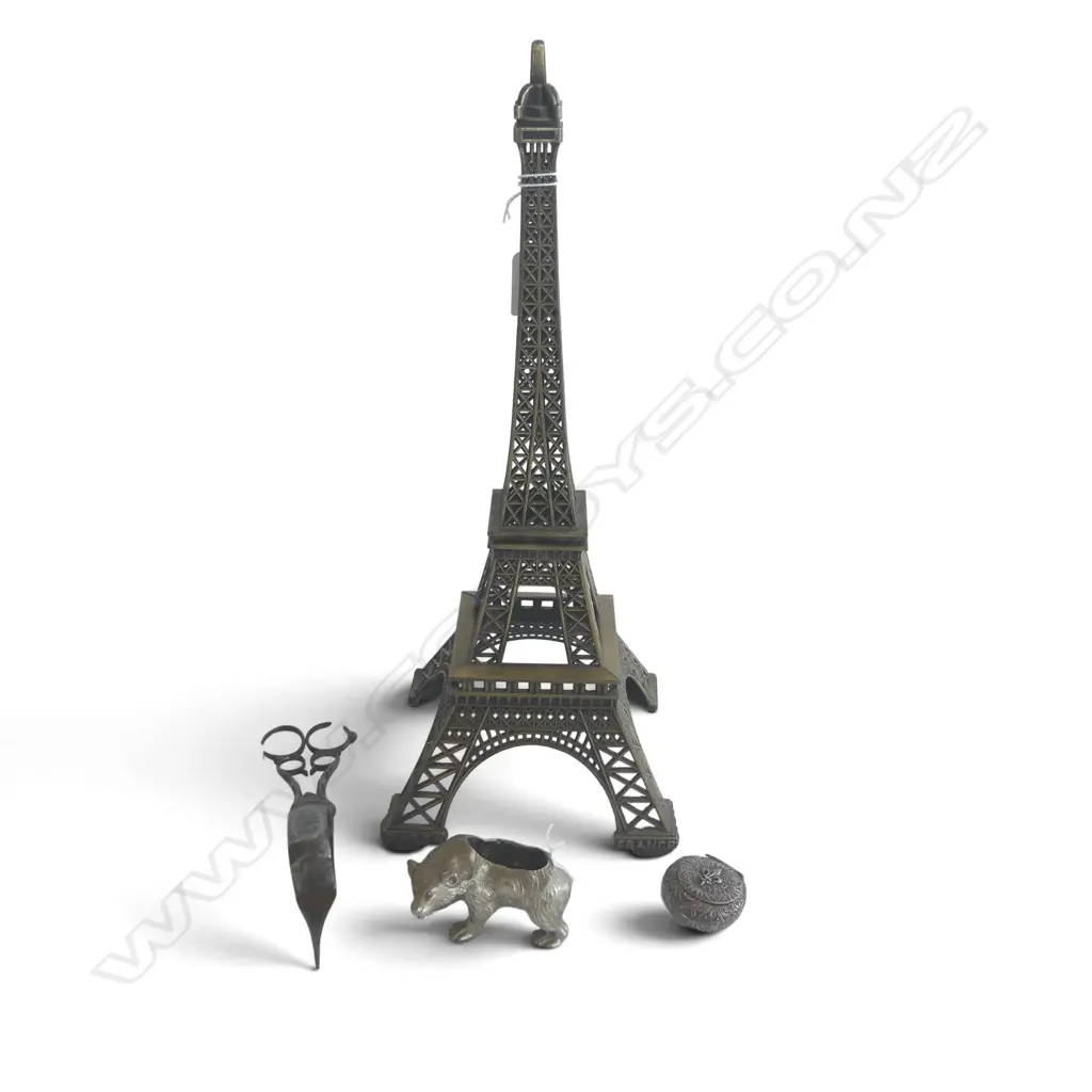 METAL EIFFEL TOWER H390MM PR CANDLE SNUFFERS WMF POLAR BEAR L80MM & SMALL WHITE METAL SNUFF BOX DIA 40MM Image 1++