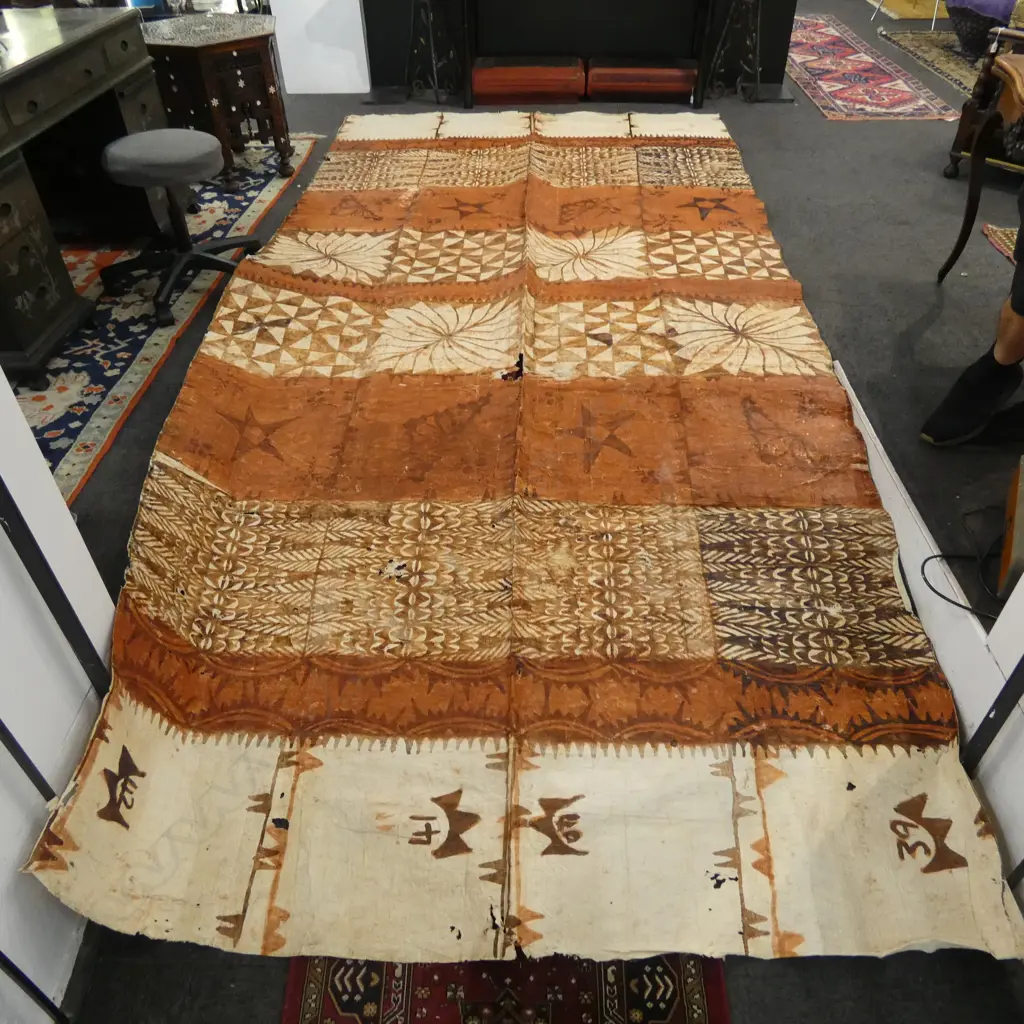 TAPA CLOTH Image 1++