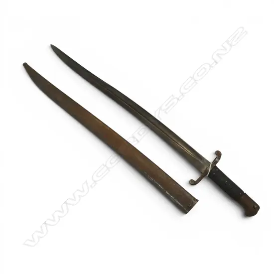 ANTIQUE SWORD & SCABBARD w. MILITARY BROAD ARROW L.735mm