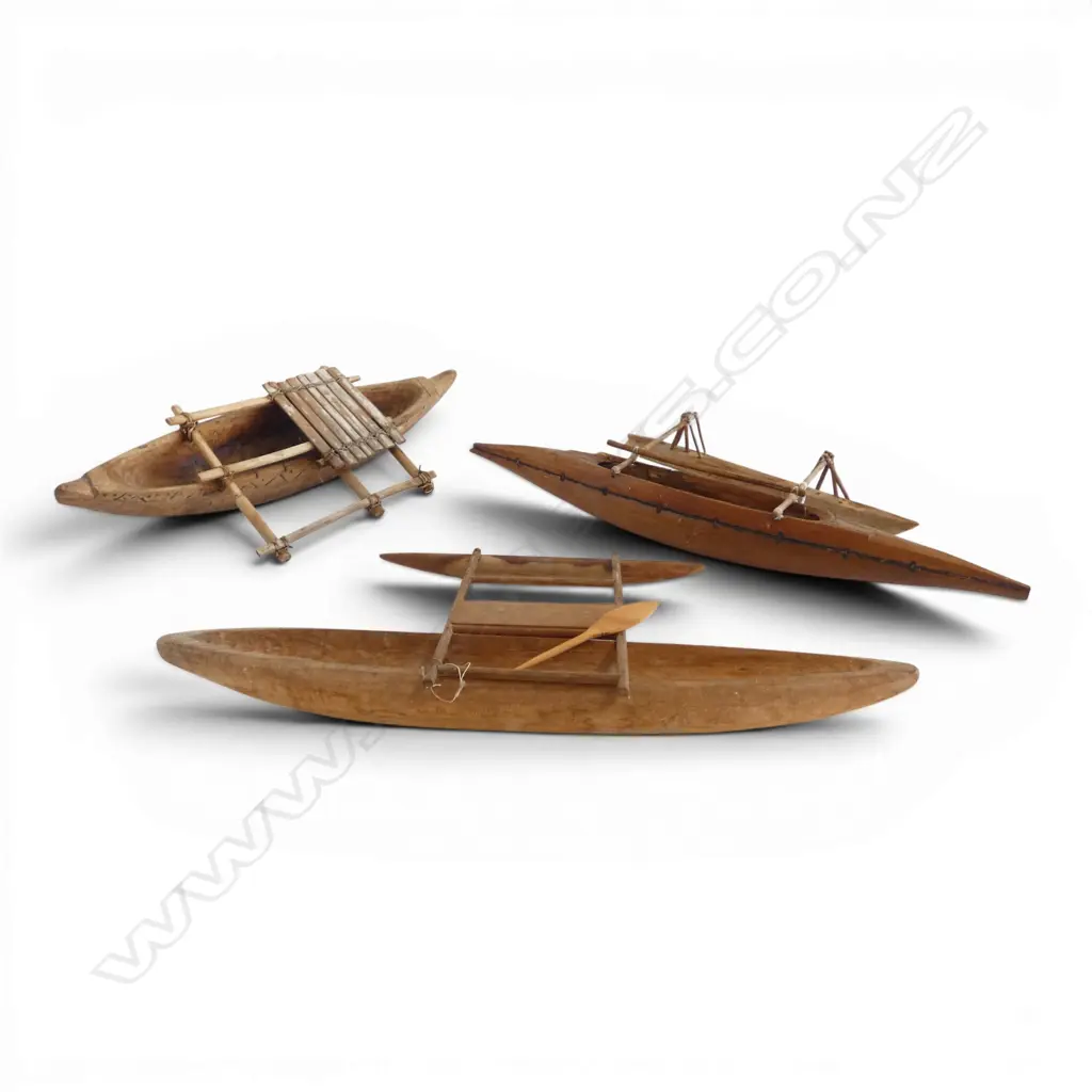 3 MODEL CANOES L.520mm Image 1++