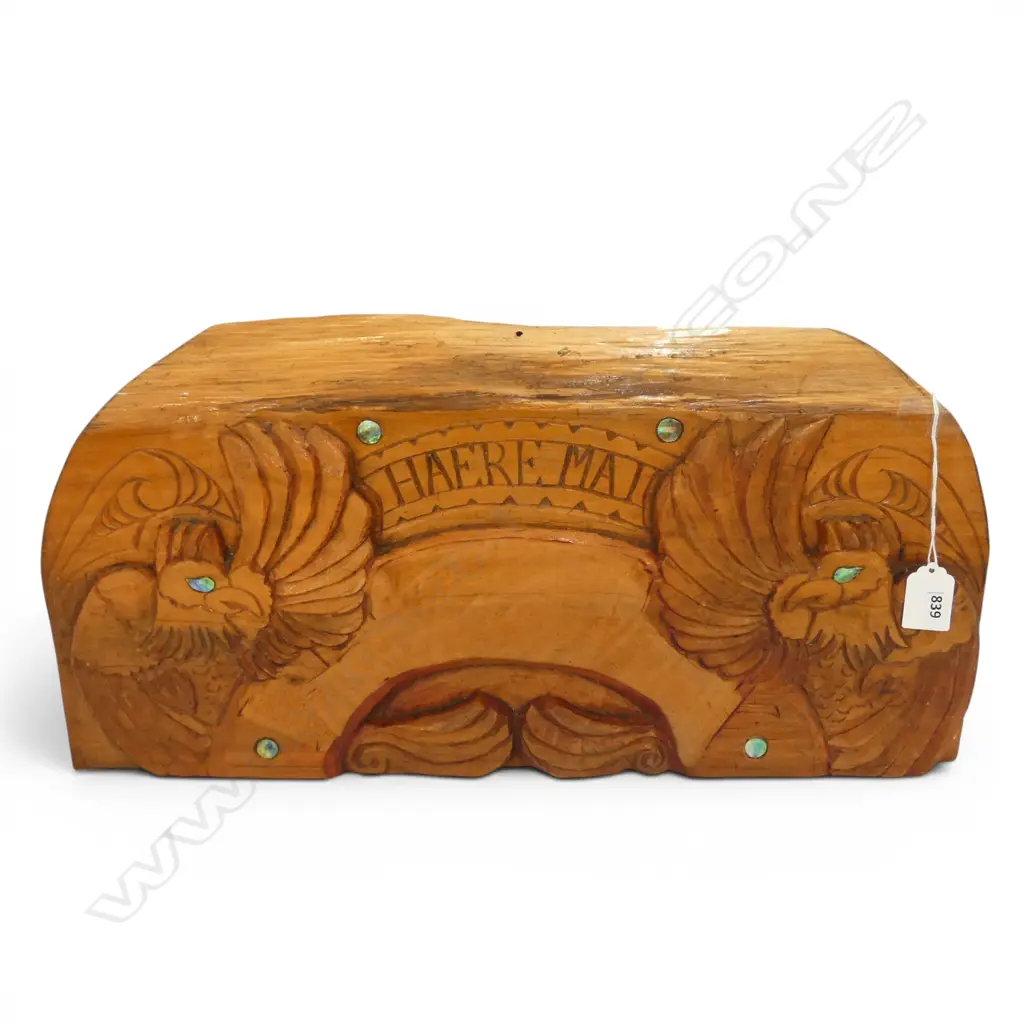 CARVED WOODEN PANEL 'HAERE MAI' 515x250x55mm Image 1++
