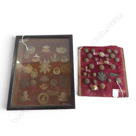 MOUNTED WW1 & WWII MILITARY INSIGNIA, BUTTONS & BADGES, 1 in presentation case in need of repair