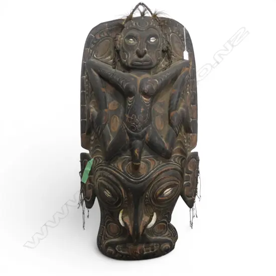 LG PAPUA NEW GUINEA WALL HANGING H.1080mm