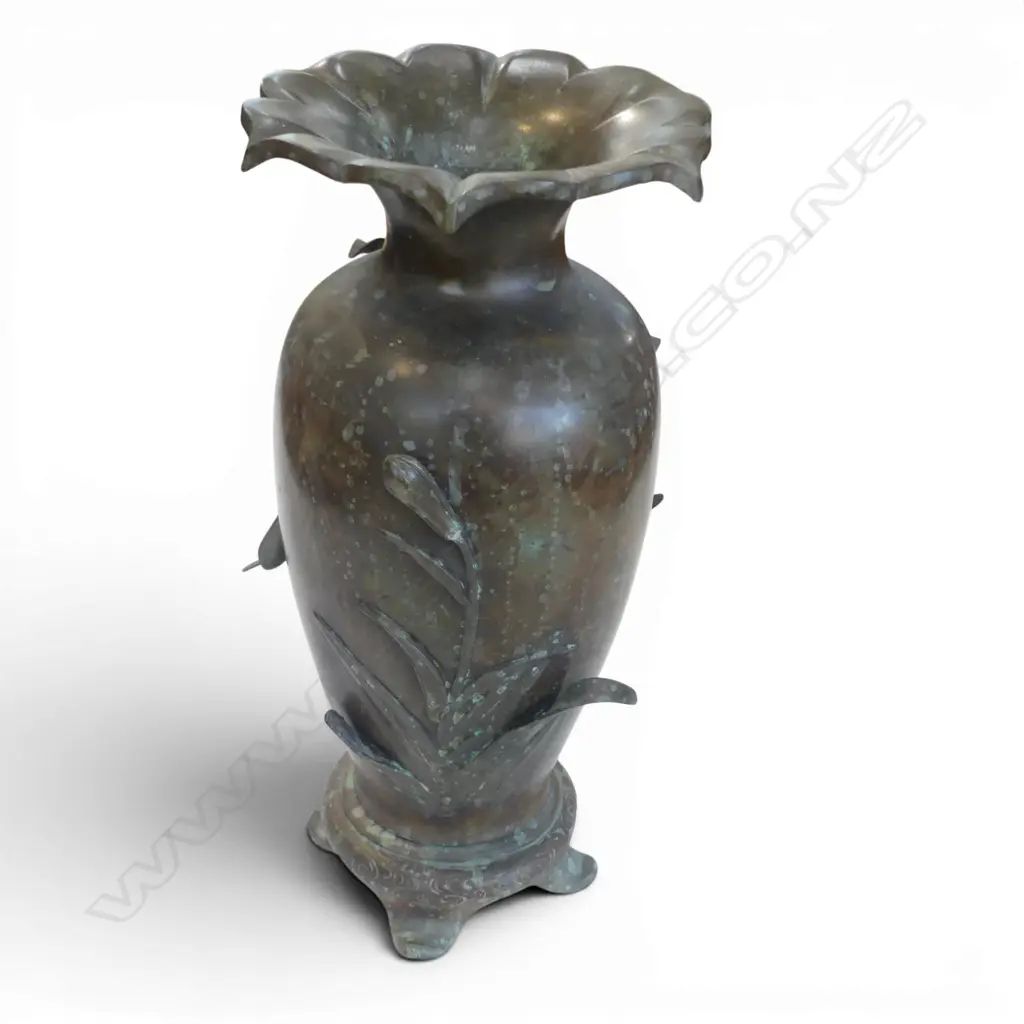 JAPANESE MEIJI PERIOD BRONZE FLORAL VASE two petals w. faults H.350mm Image 1++