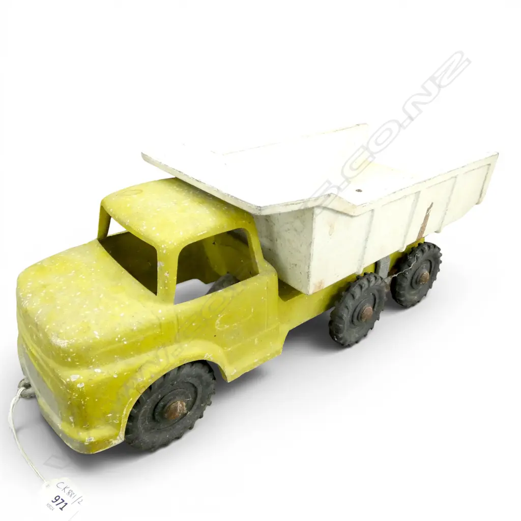 VINTAGE METAL TIPPER TRUCK TOY L.460mm Image 1++