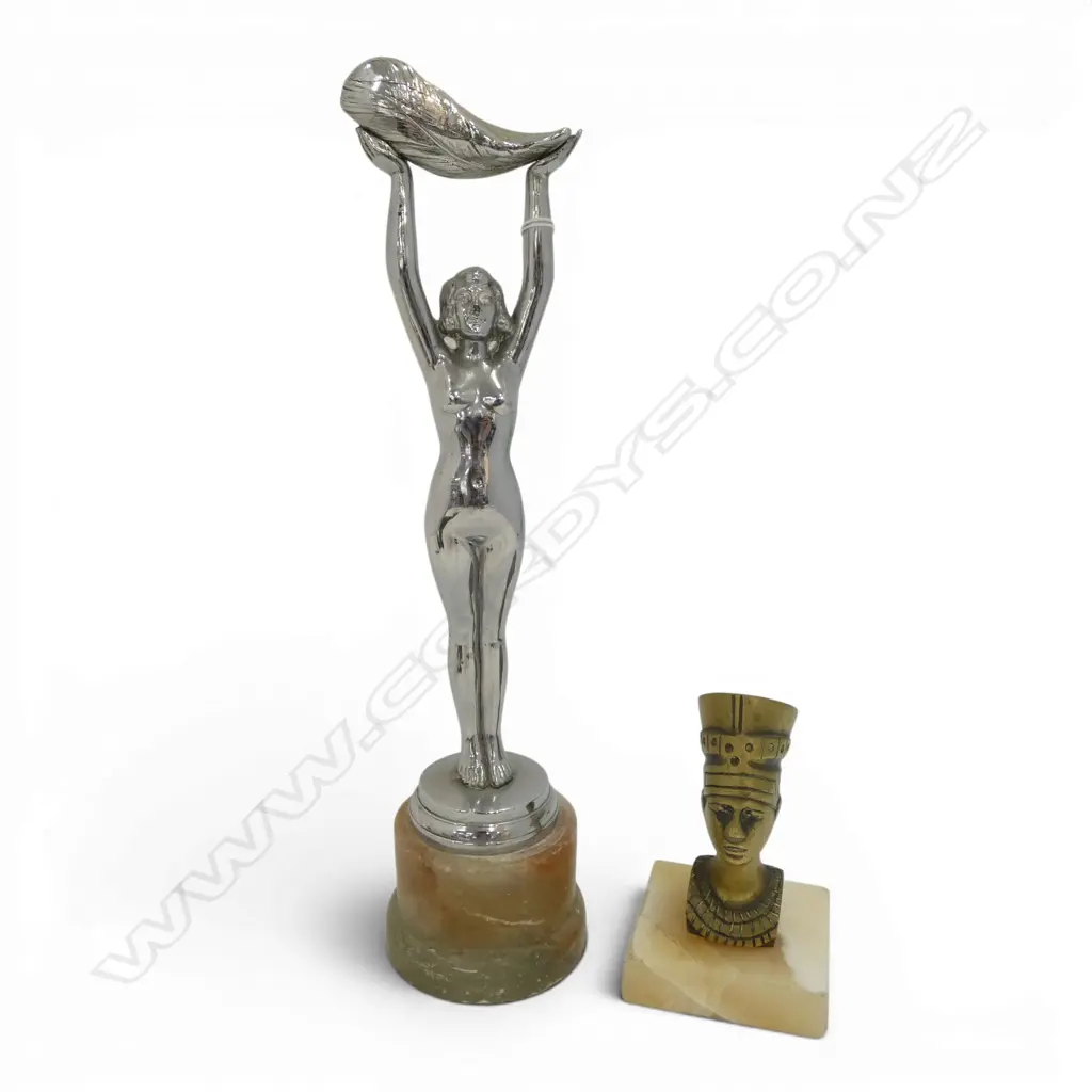CHROME FIGURE on alabaster base H.300mm + BUST OF NEFERTITI Image 1++
