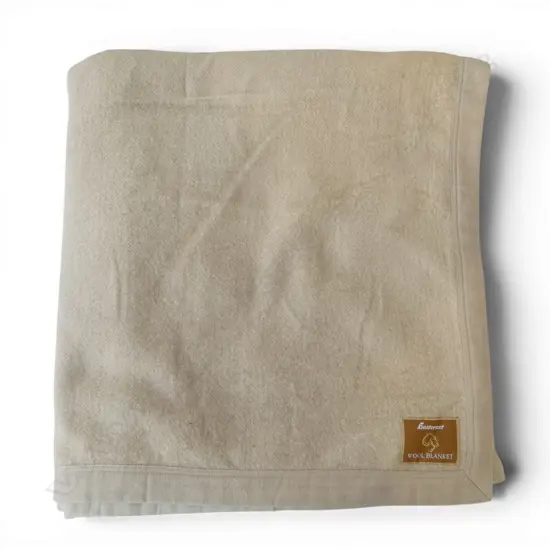 WOOLEN BLANKET 