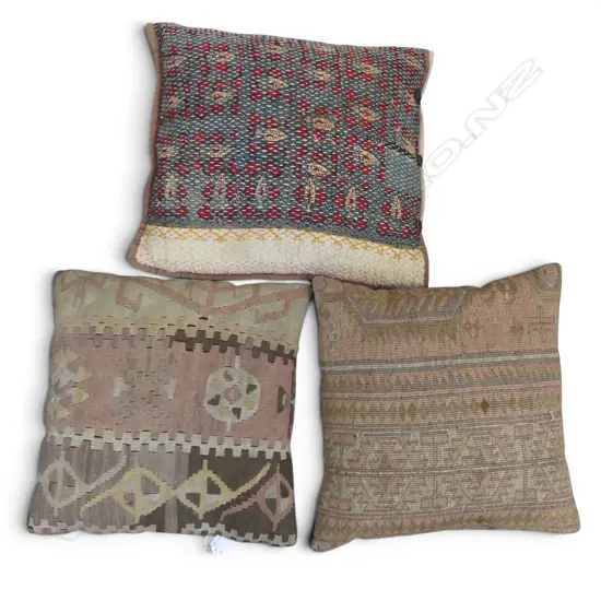 1 INDIAN AND 2 VINTAGE CARPET CUSHIONS, LARGST 400 X410MM