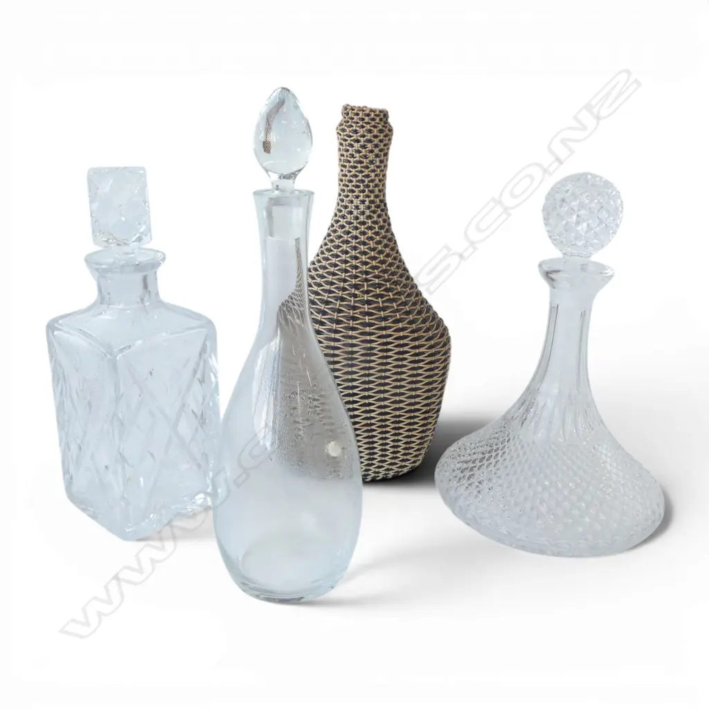3 DECANTERS + CANE BOTTLE no stopper H.310mm Image 1++