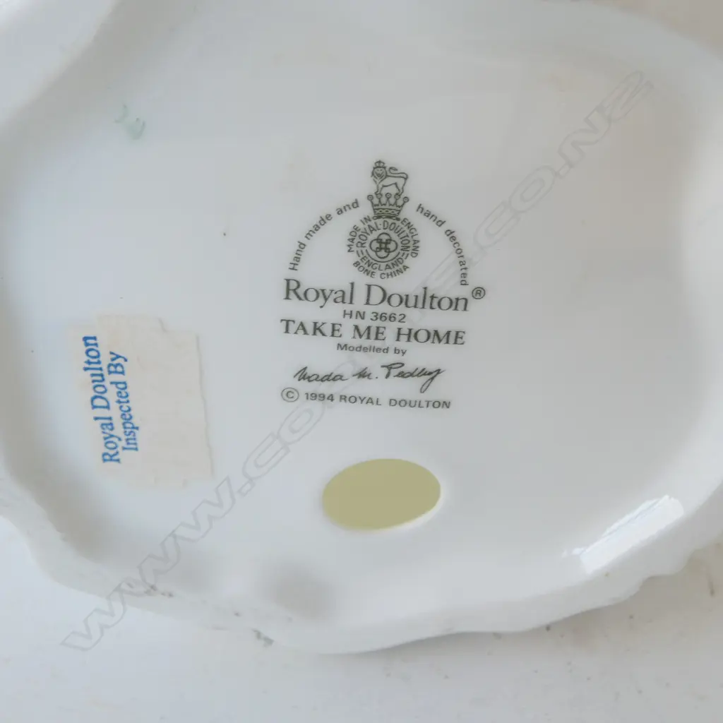 ROYAL DOULTON 'TAKE ME HOME' H.200mm + EP CRUET SET (STG SILVER TEASPOON) Image 1++
