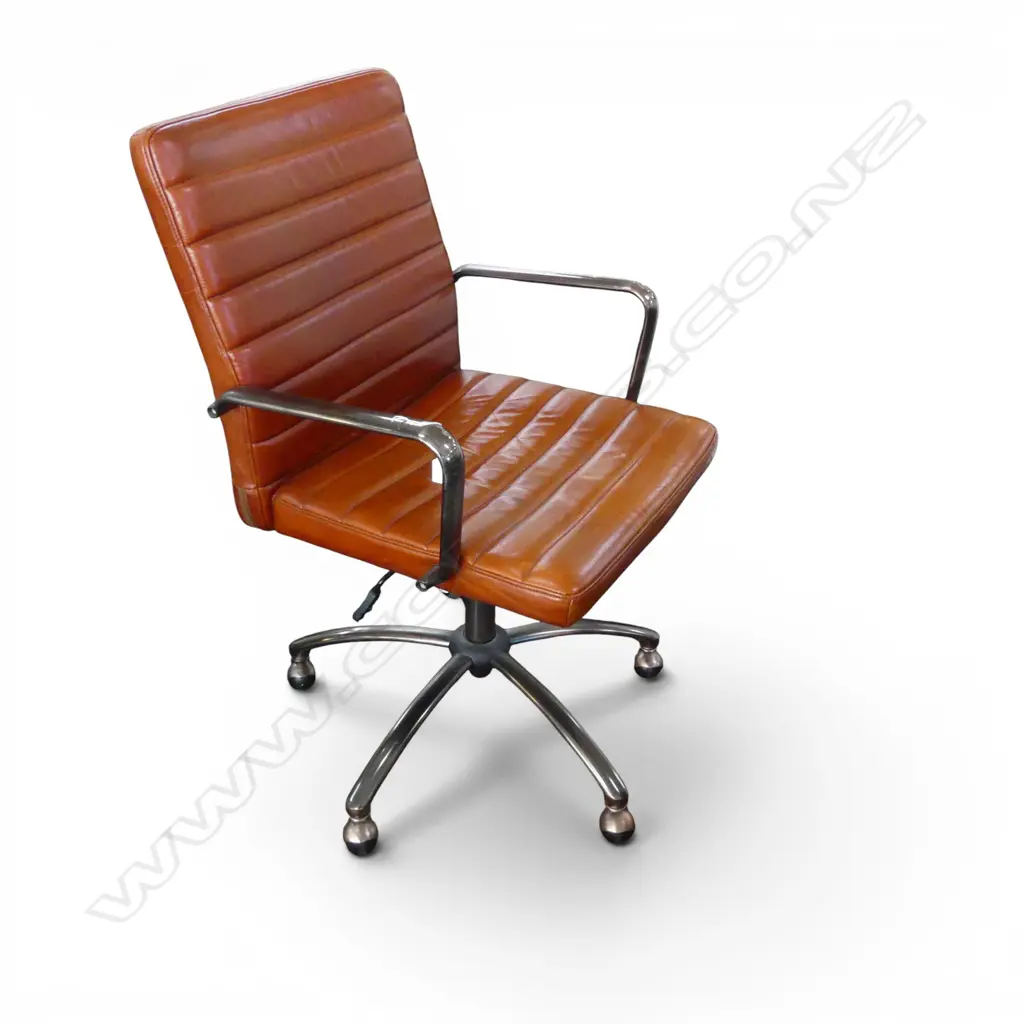 OFFICE CHAIR Image 1++