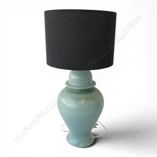 TABLE LAMP w. SHADE H.590mm