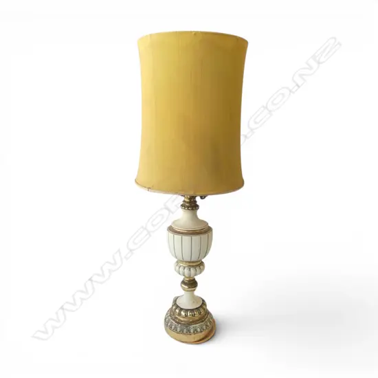 TABLE LAMP w. SHADE H.920mm