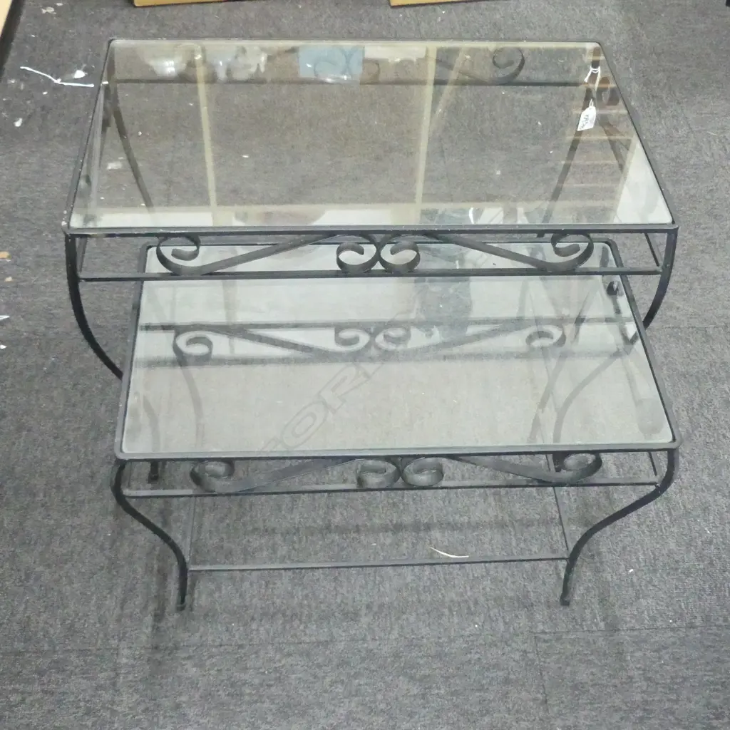 2 NESTING SIDE TABLES W.620mm Image 1++