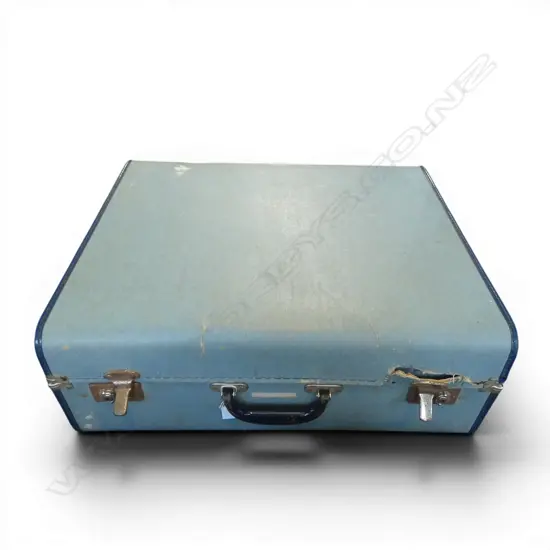 TITANO KEYBOARD ACCORDION, CASE AF