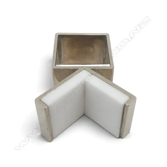 MODERN MOVEMENT JOSE BRIBIESCA DESIGNER RING SIZE L/M