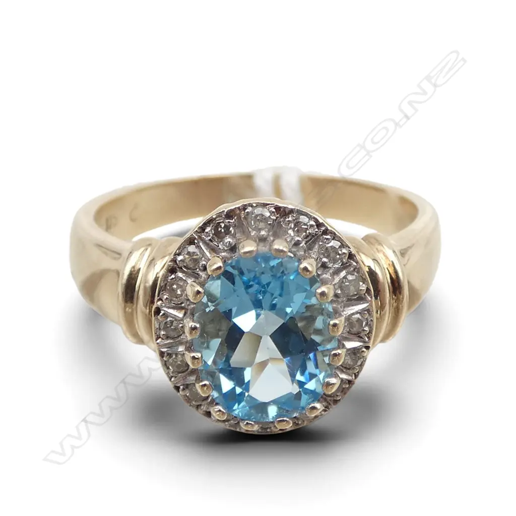 9ct YELLOW GOLD & BLUE TOPAZ STONE & DIAMOND RING 4.6gms SIZE S Image 1++