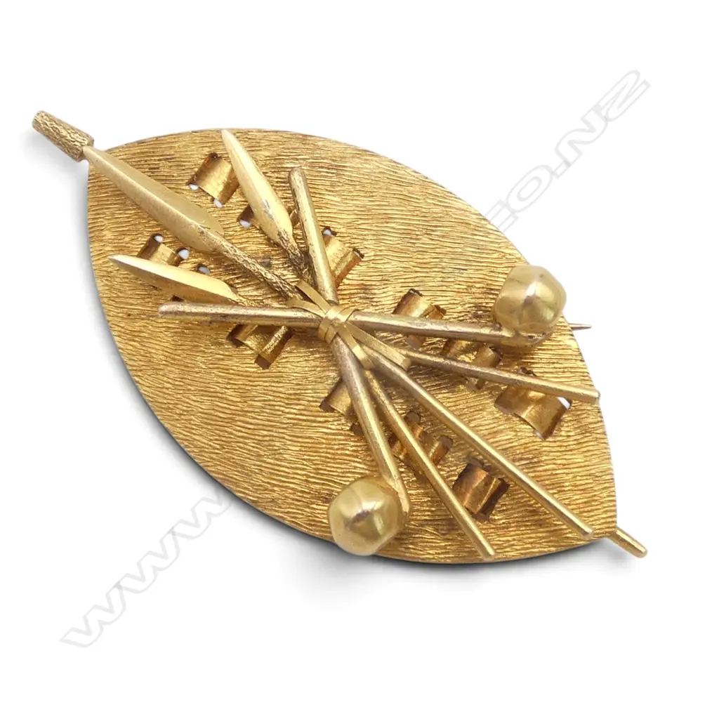 HAMMON MARITZBURG EARLY 20thC 18ct Y/GOLD ZULU SHIELD BROOCH 7.47gms Image 1++