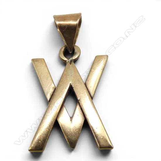 18ct PENDANT 3.47gms