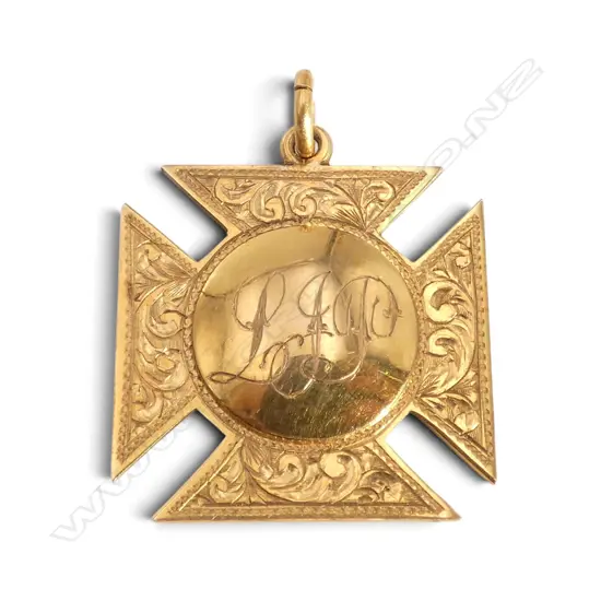 9CT MEDAL 'IN MEMORY OF SERGT. PILOT L J POINTON KILLED IN ACTION JUNE 1943...' 30x28mm 10gms