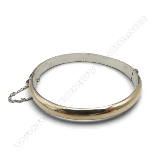 S/SILVER NZ MADE BANGLE WITH GOLD PLATING 12.3GMS