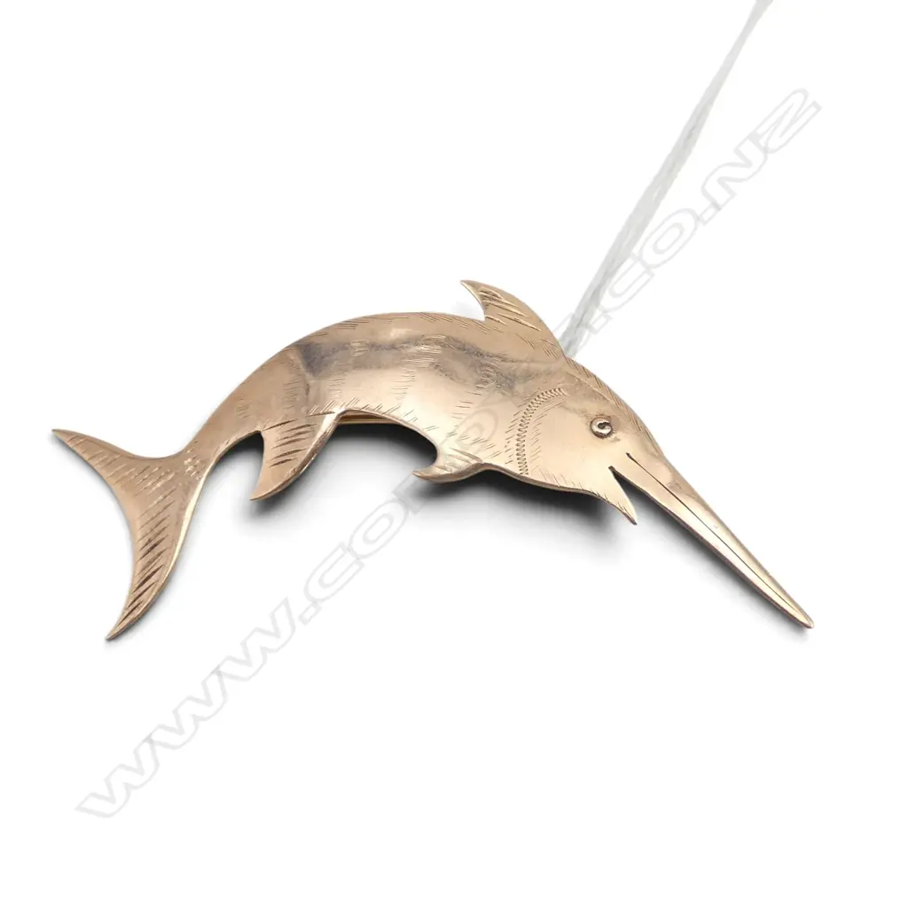 9ct SWORDFISH BROOCH 3.79 Image 1++