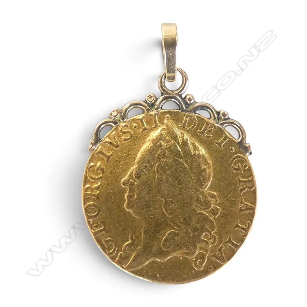 GEORGE II 1751 GOLD GUINEA w. 9ct SUSPENSION MOUNT & BAIL 8.78gms Image 1++