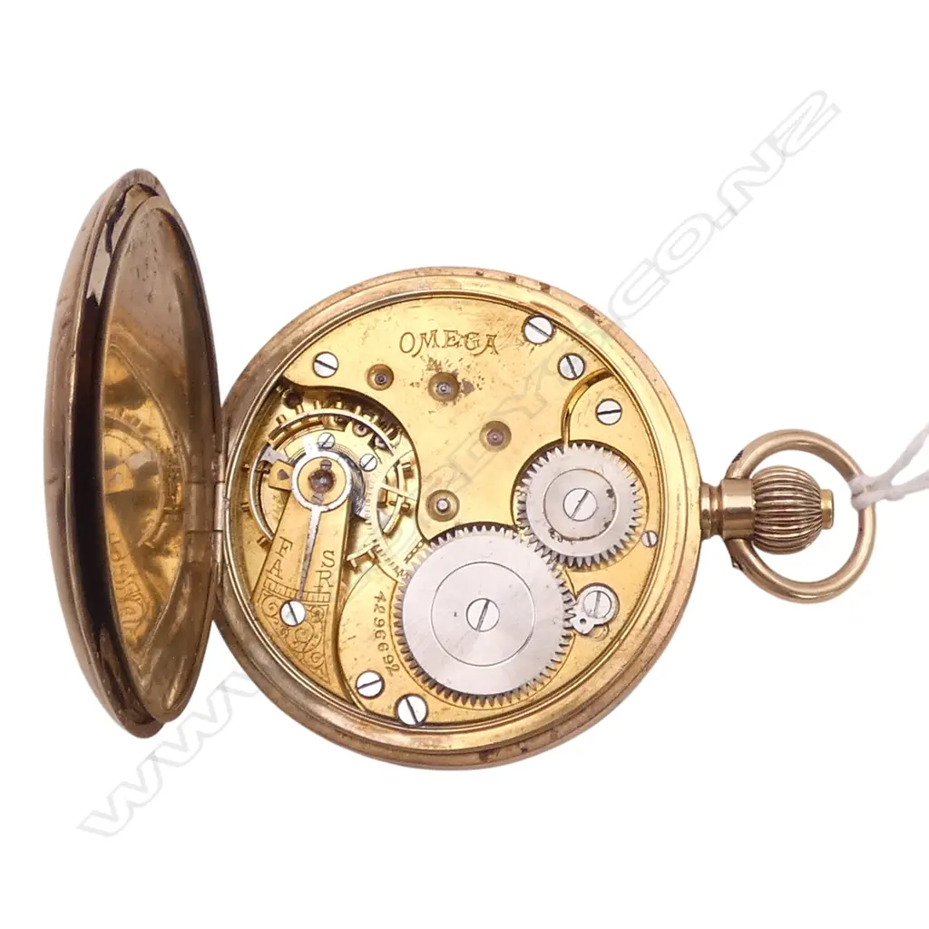 ANTIQUE 9CT OMEGA POCKET WATCH (DUST COVER PLATED) 80.7gms Image 1++