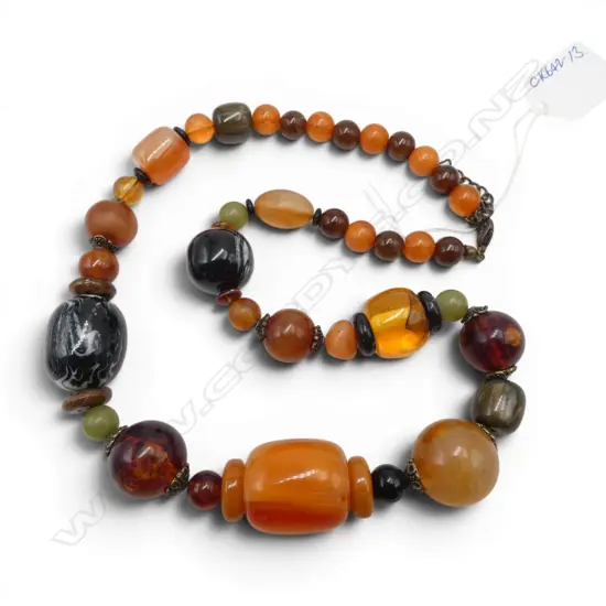 RESIN FAUX AGATE & FAUX AMBER GRADUATING BEAD NECKLACE