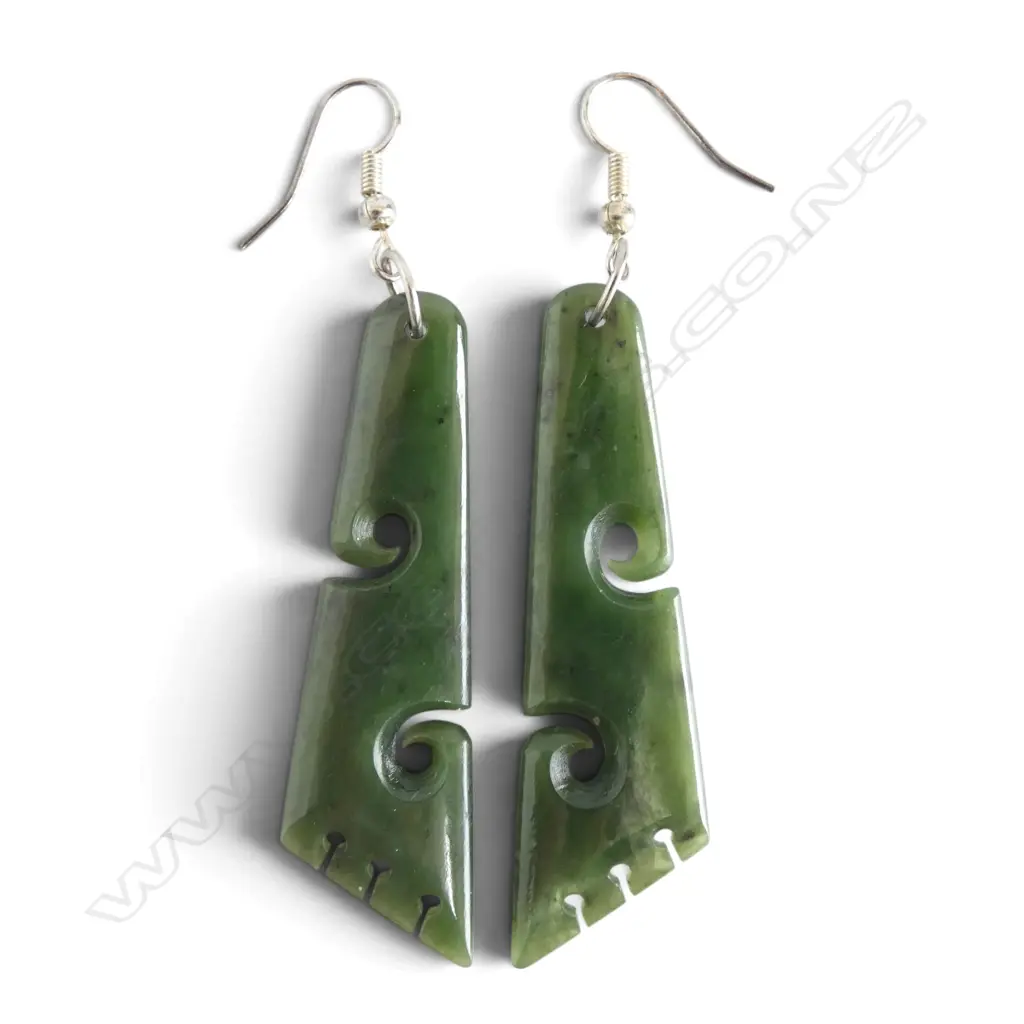 PR POUNAMU GREENSTONE EARRINGS, MAORI DESIGN L.75mm Image 1++