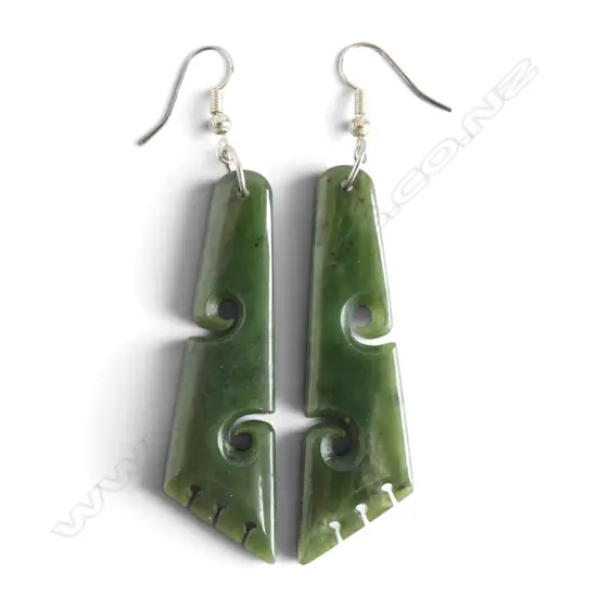 PR POUNAMU GREENSTONE EARRINGS, MAORI DESIGN L.75mm