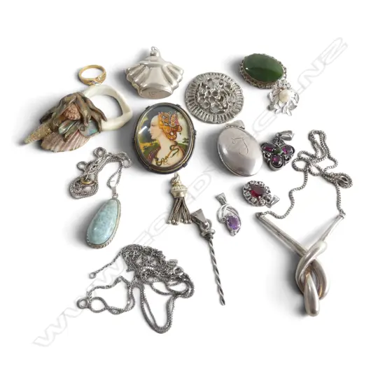 ASST. SILVER & COSTUME JEWELLERY