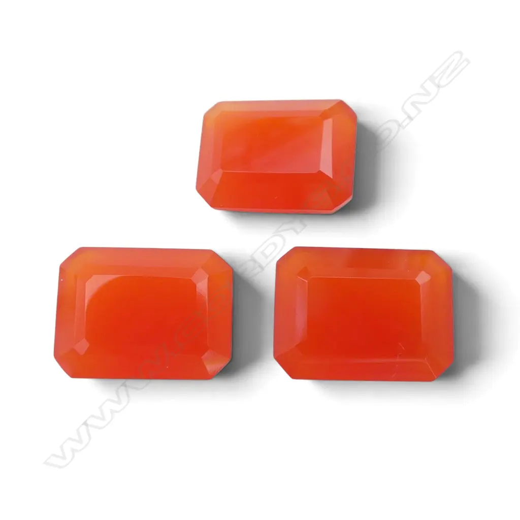 3 LOOSE EMERALD CUT CARNELIANS Image 1++