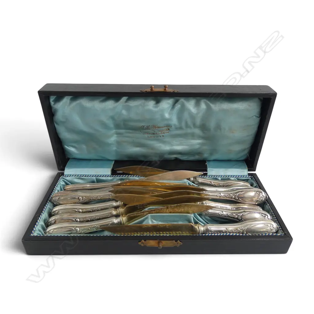 Late 19thC GERMAN L. Bertsch 800 (80%) SILVER 12 KNIFE SET blades are silver. maybe w steel rod inside ? 410gms Image 1++
