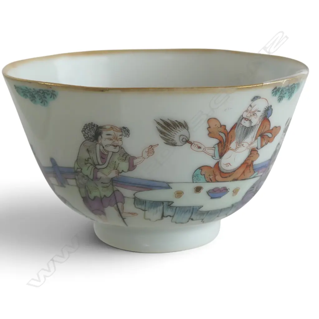 4 ORIENTAL BOWLS, 130mm dia, CHIPS Image 1++