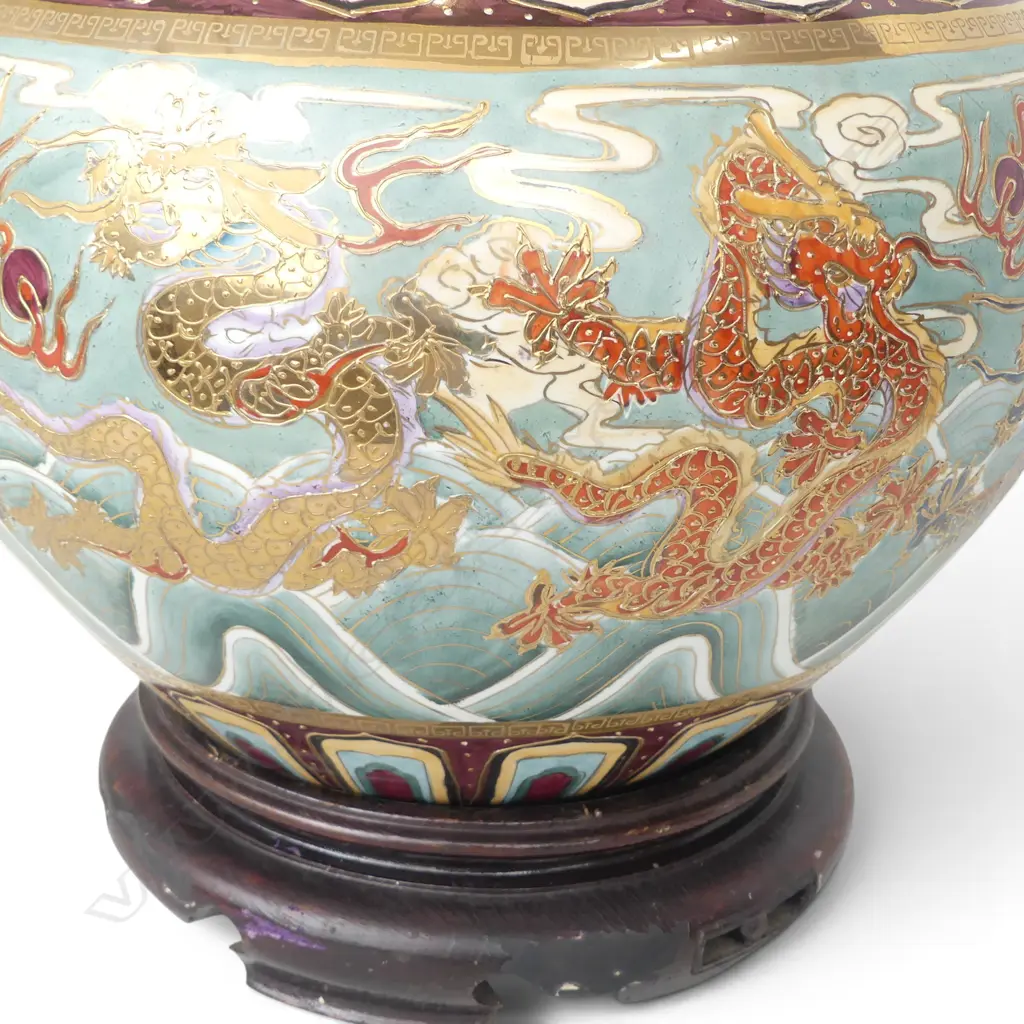 LG ORIENTAL VASE ON STAND H.540mm Image 1++
