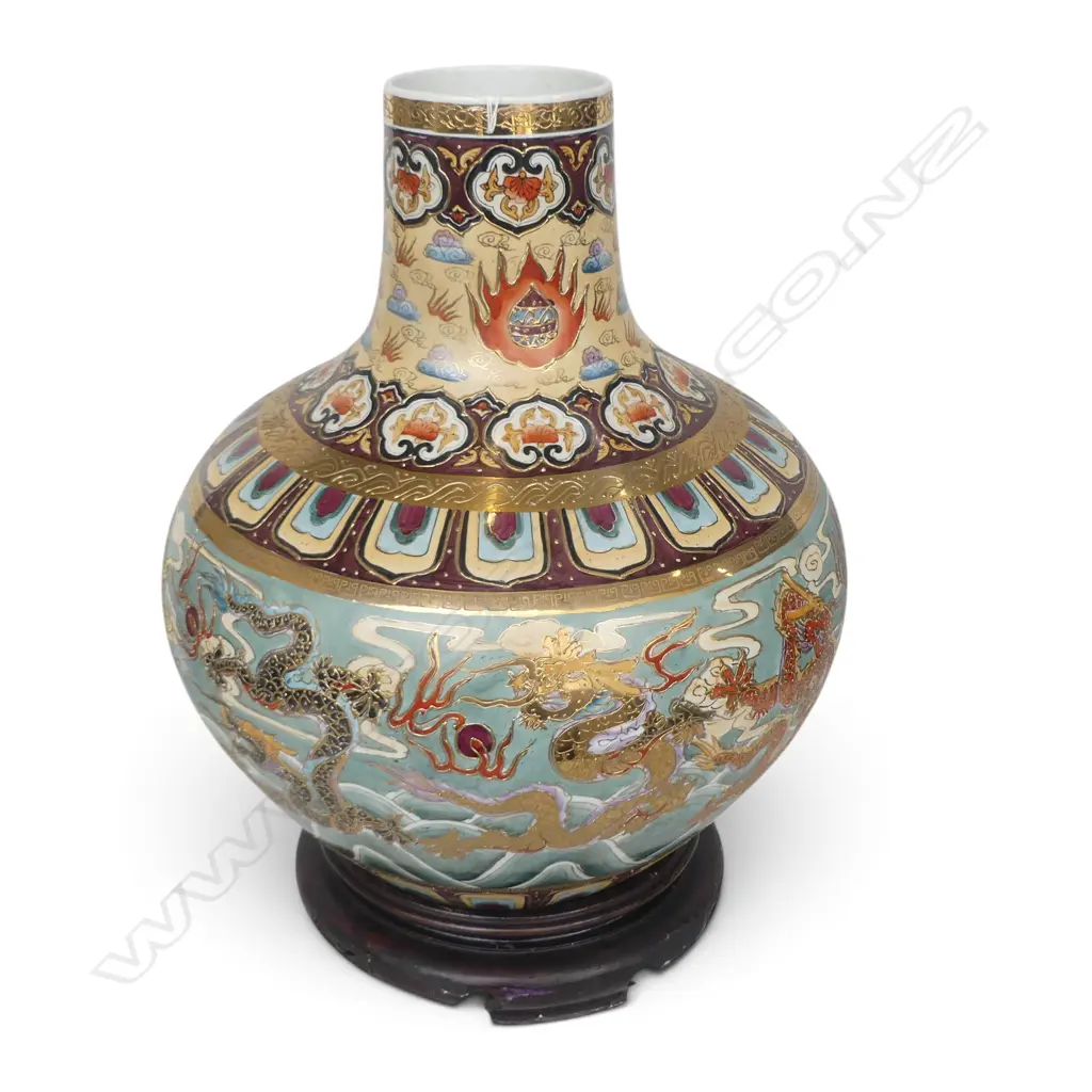LG ORIENTAL VASE ON STAND H.540mm Image 1++