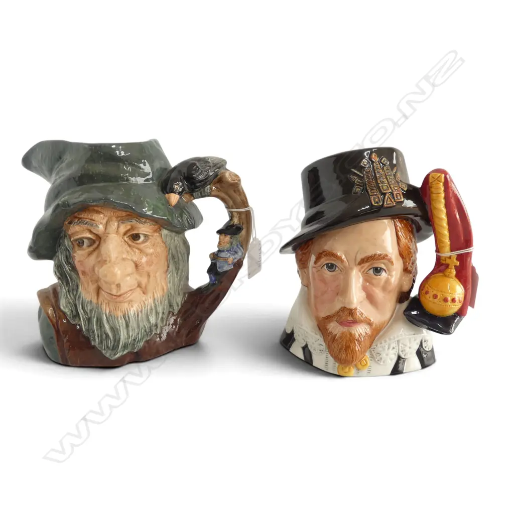 2 ;LARGE SIZE RD CHARACTER JUGS KING JAMES 1 & RIP VAN WINKLE H190MM Image 1++