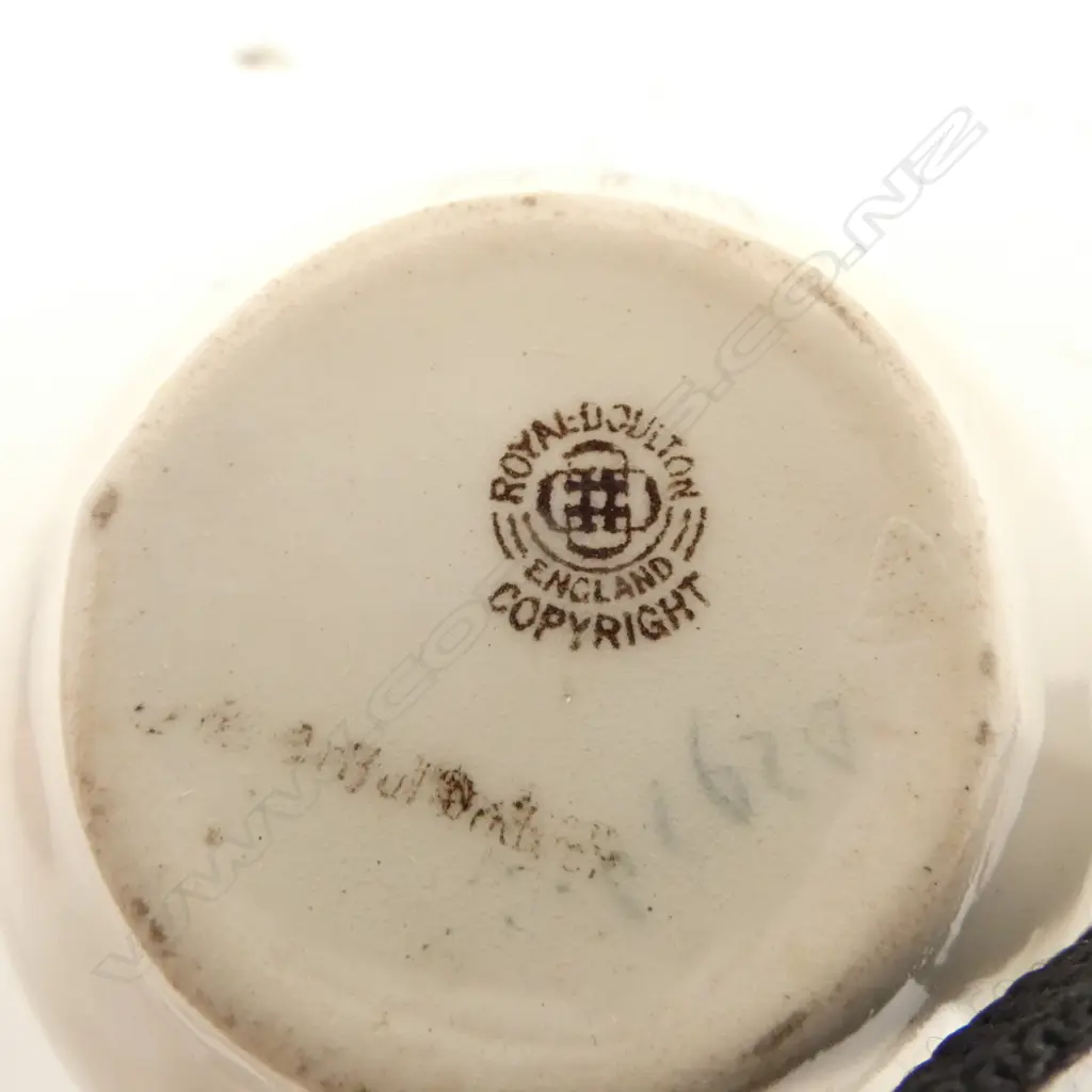 3 ROYAL DOULTON DICKENS WARE MINIATURES, H.50mm Image 1++