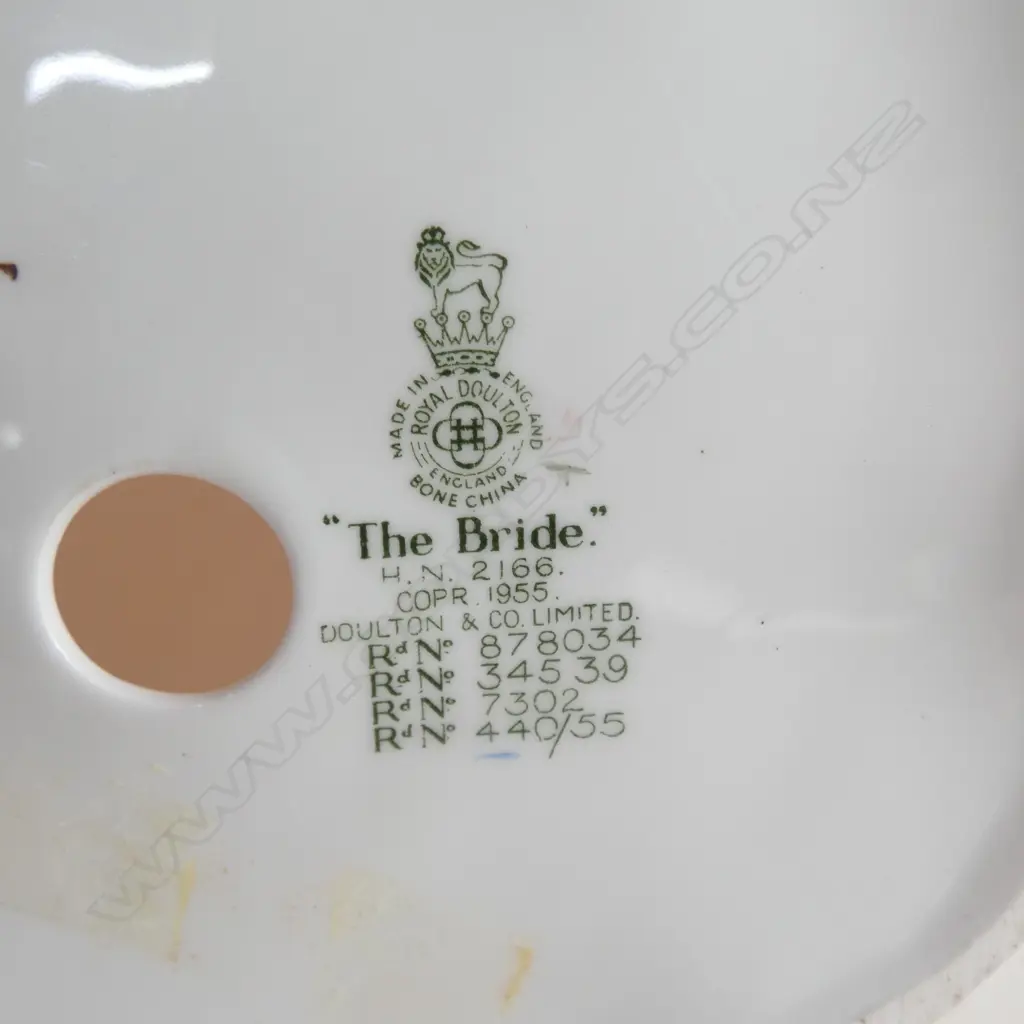 ROYAL DOULTON 'THE BRIDE' FIGURINE H.210mm Image 1++